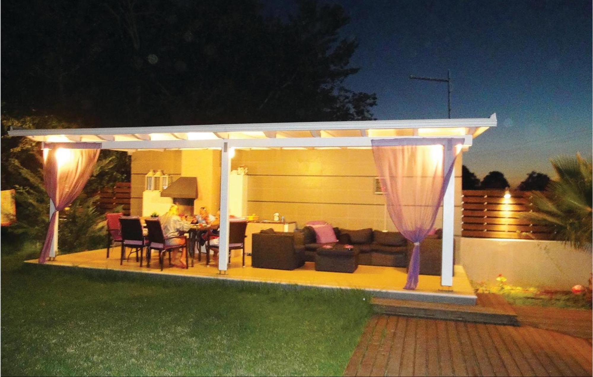 Lovely Home In Preveza With Outdoor Swimming Pool Kanali  Zewnętrze zdjęcie