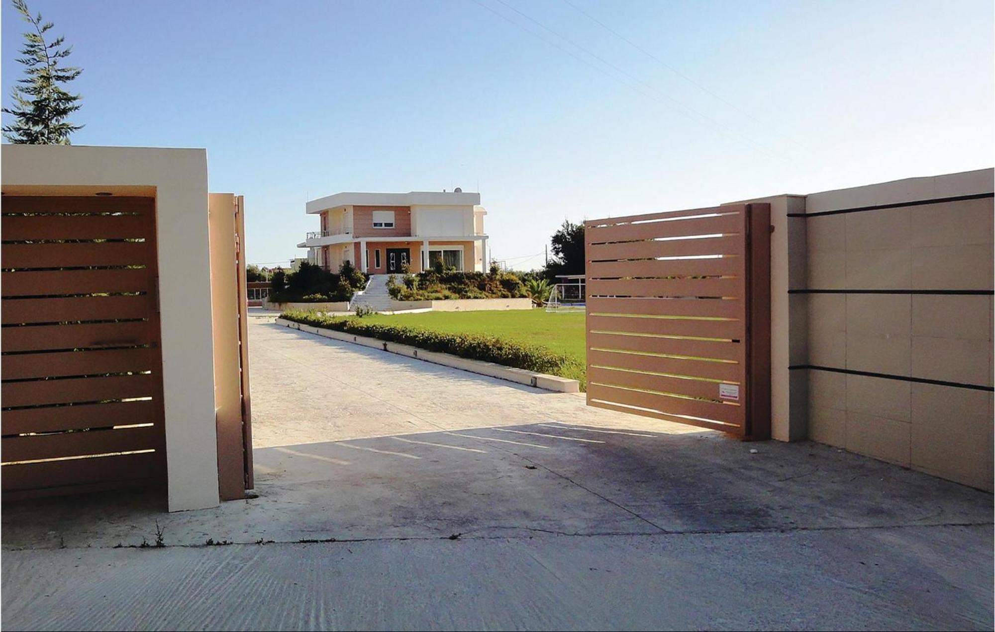 Lovely Home In Preveza With Outdoor Swimming Pool Kanali  Zewnętrze zdjęcie